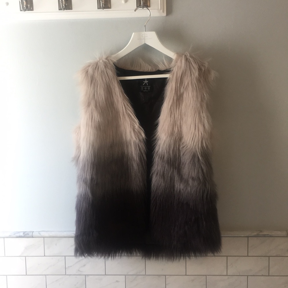 Faux fur gray/black ombré vest